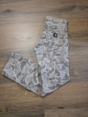 Carhartt Men’s Gray Camo Pants 30x32